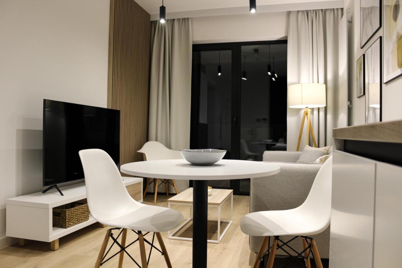 O! Shellter Apartment Luxury By Oskar Rogowo  Ngoại thất bức ảnh